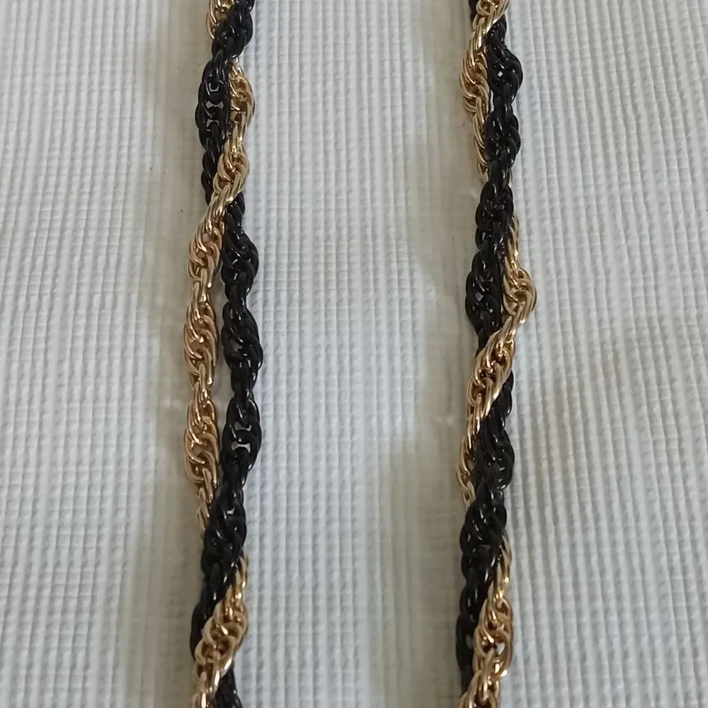 Black and Gold Tone Unisex Single Strand Twisted Metal Singapore Chain Necklace